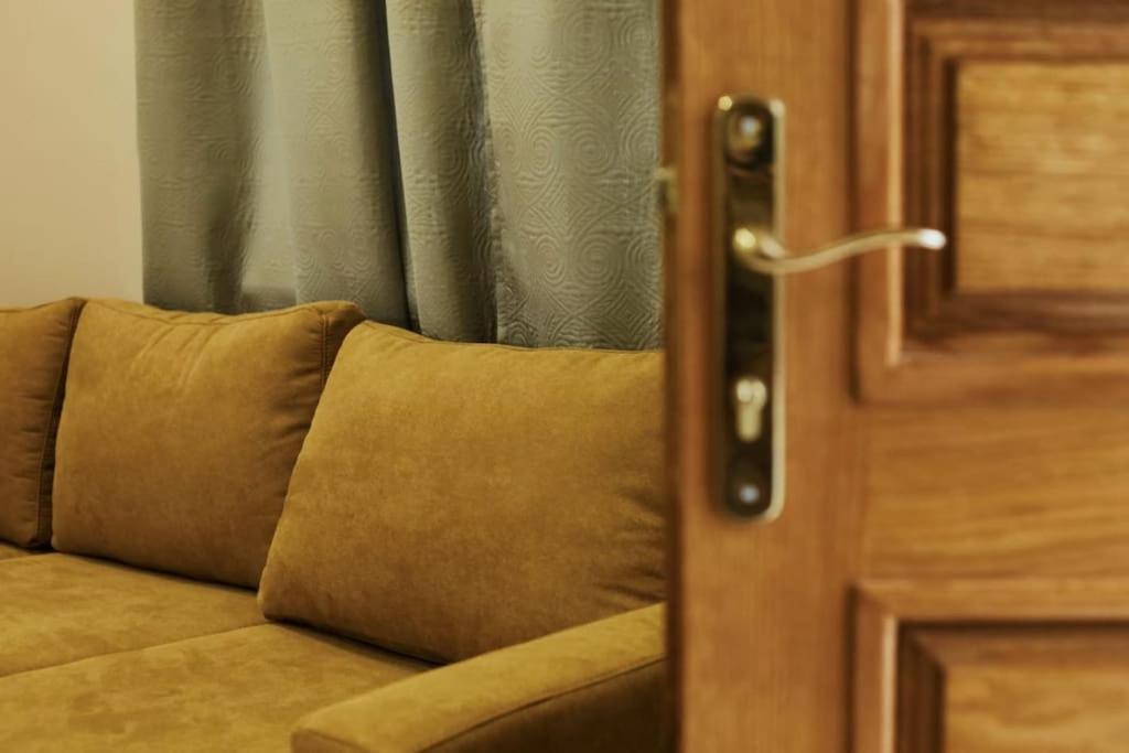 Apartamento Grandpa House App.1 Tirana Exterior foto